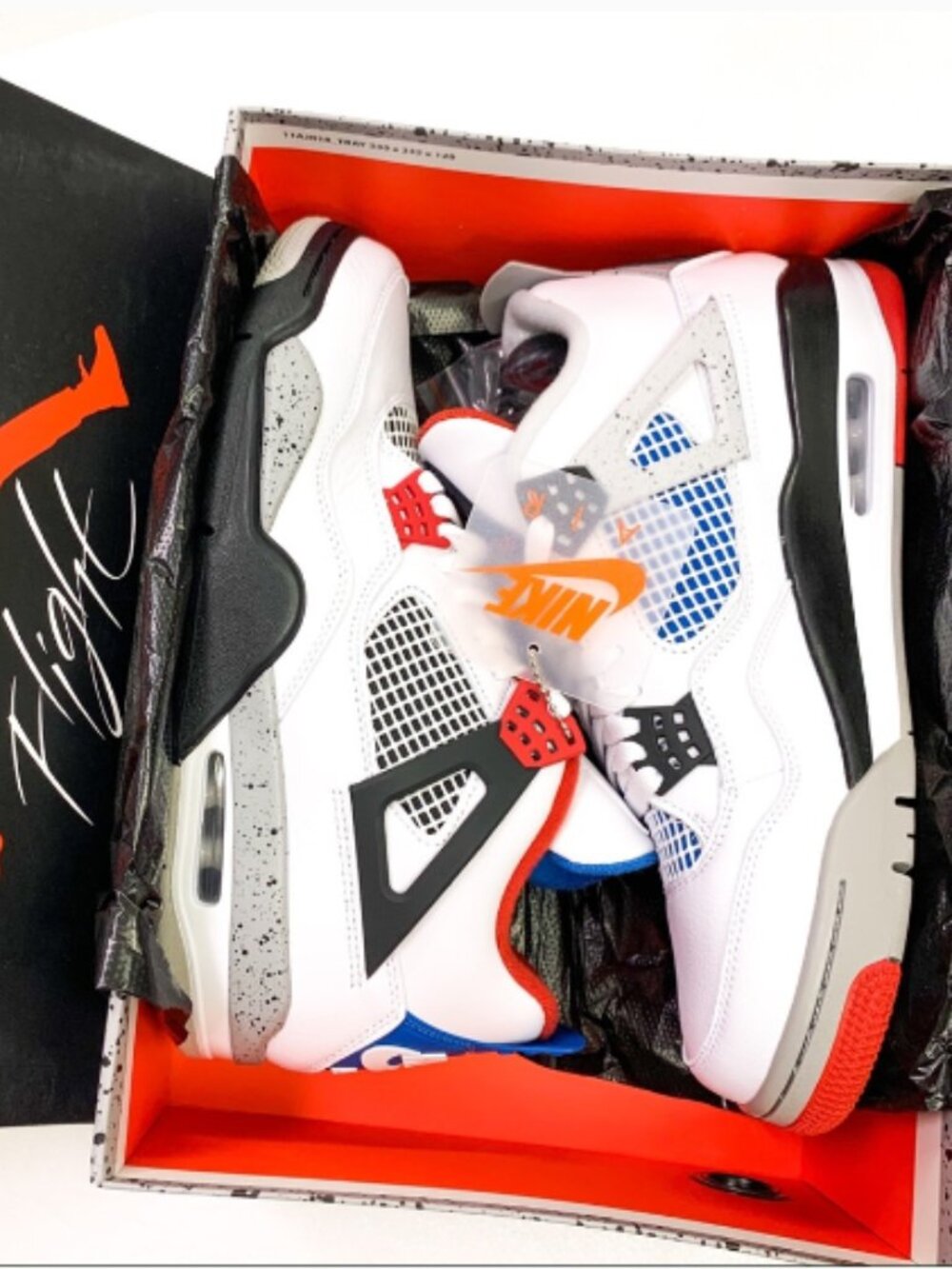 NIB Nike Air Jordan Retro 4 SE ”What The” Sneaker